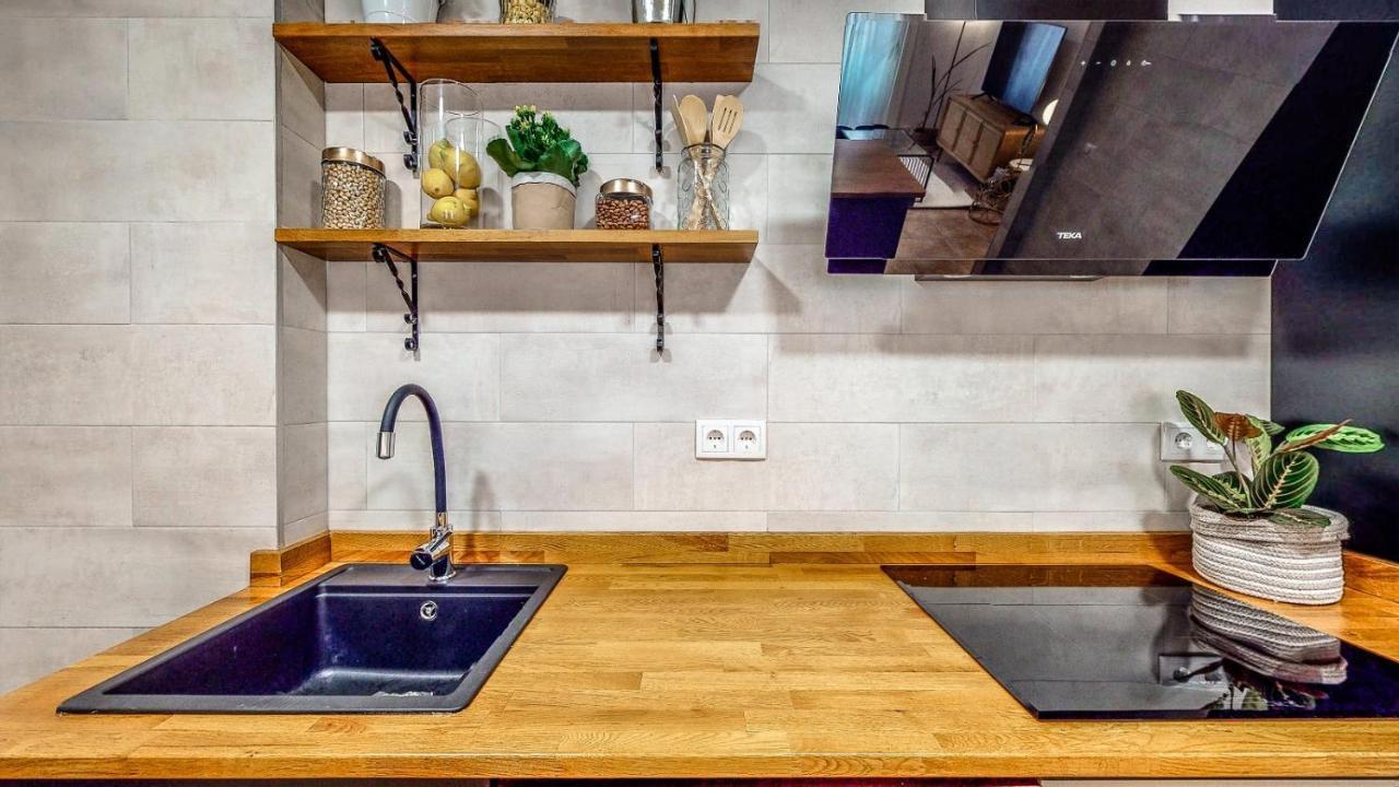 Holisplace- Lovely Apartment In Downtown Alicante Luaran gambar